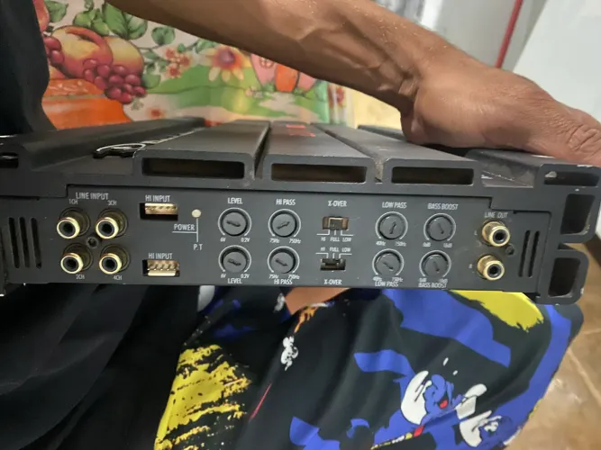 Pow one zera, nunca foi reformada, funciona tudo perfeitamente 