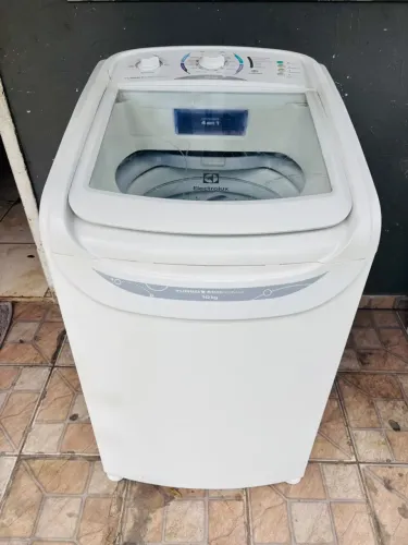 Máquina de lavar Electrolux 10kg