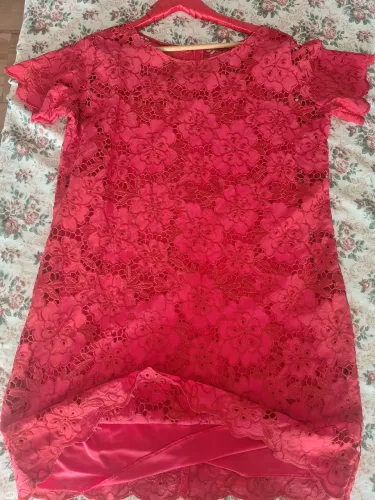 vestido de renda gripir novo