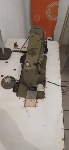 Maquina de costura