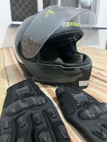 Capacete x11 tamanho 62 + Luva gg