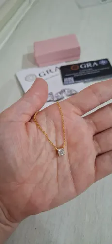 Ponto de luz moissanite 1.0ct