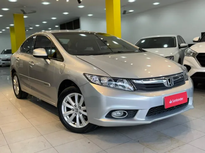 Honda Civic Sedan LXS 1.8/1.8 Flex 16V Aut. 4P 2014