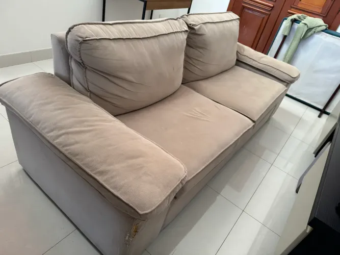 Dou sofá