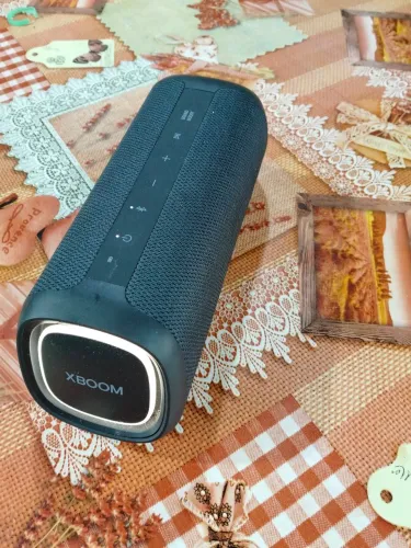 Caixa de som LG XBOOM XG7