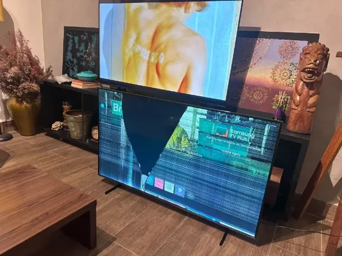 Samsung QLED 55? Q60B - Para retirada de peças ou reparo