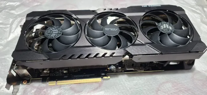 Rtx 3080 12gb Gddr6x Asus Tuf Com Defeito / Para Conserto (Usado)