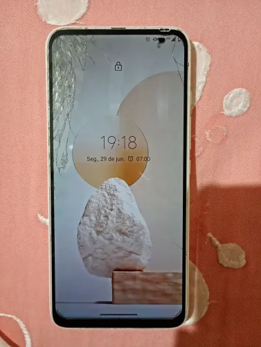 Celular Motorola one fusion 