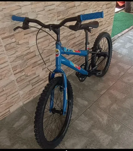 Bicicleta Calói Infantil Série Vingadores