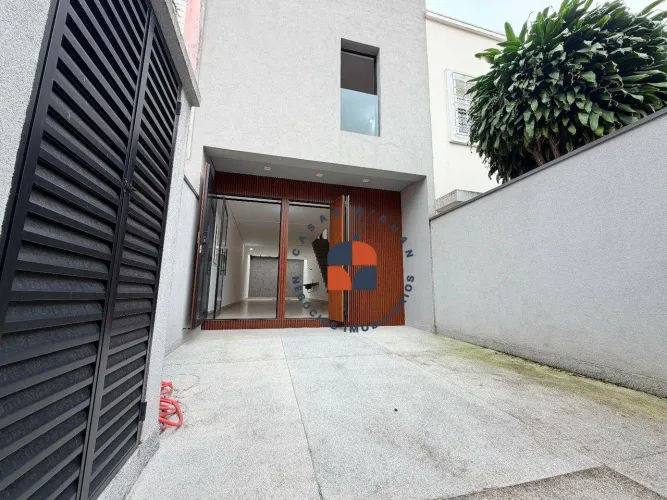 Sobrado novo com 2 dormitórios, sendo 2 suítes e rooftop com vista para o bairro!