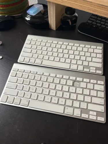Teclados Apple para conserto