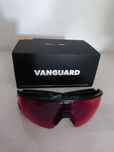 Óculos Oakley vanguard meta
