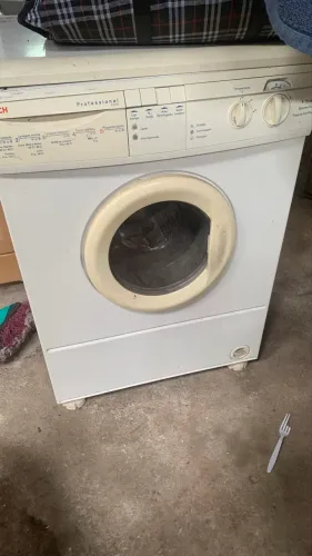 Maquina de lavar BOCH não centrifuga mas funciona tudo