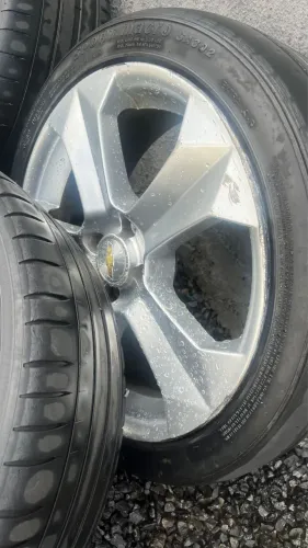Rodas aro 17 da bmw furacão 4 furos GM 