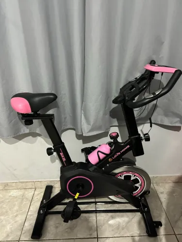 Bicicleta Ergométrica Rosa