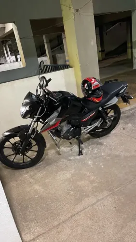 Titan 160