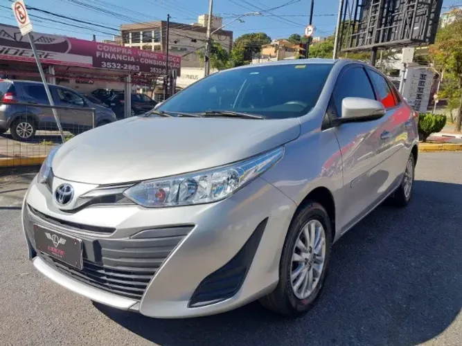 Toyota Yaris XL Live Sedan 1.5 Flex 16V 4P AUT 2021