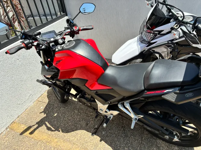 Vendo CB300 F Twistter 2024