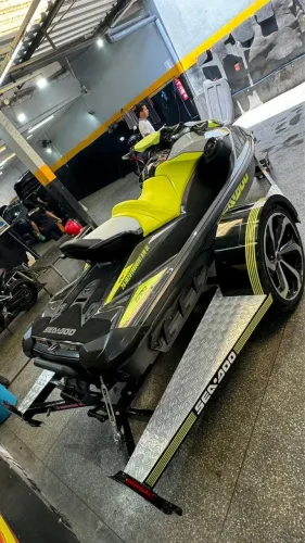 Jet Ski GTR 230 - 2020