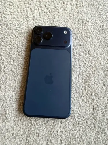 iPhone 17 Pro Max 256 azul na garantia zerado 