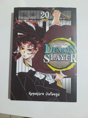 Mangá, demon slayer com sobre capa