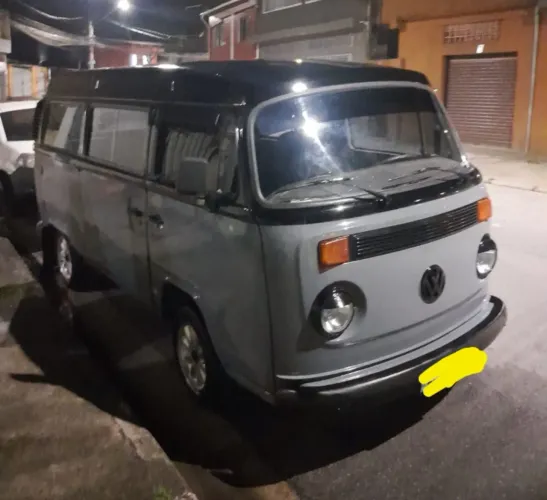 Volkswagen Kombi Standard/ Luxo/ Serie Prata 2002