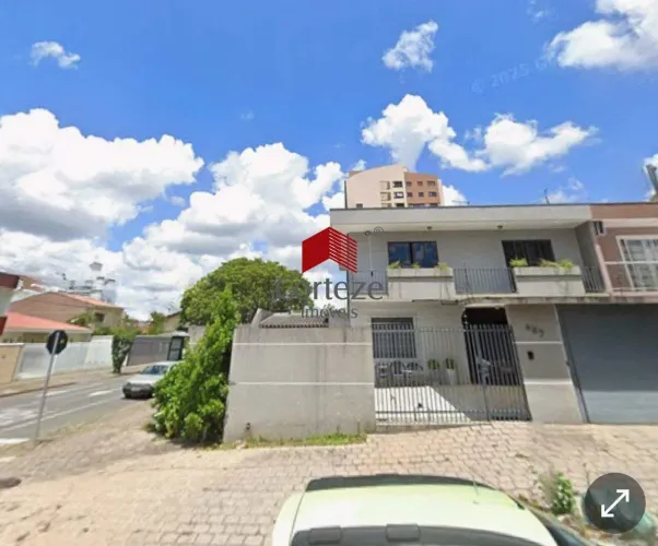 Sobrado com 152,85m² 3 quartos, à venda, no bairro São Pedro em São José dos Pinhais