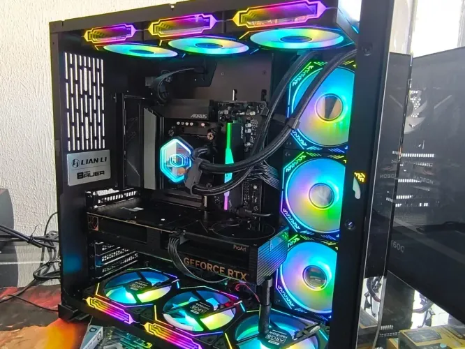 PC gamer com RTX 4060 Pro Art