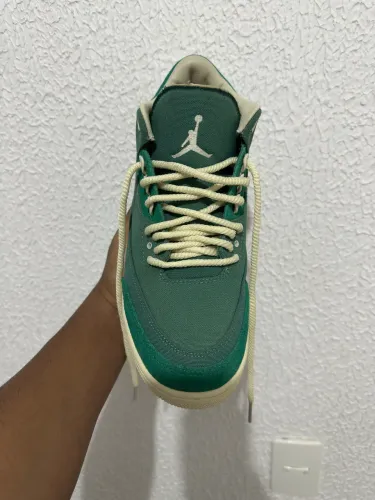 Tênis Air Jordan 3 Nina Chanel 