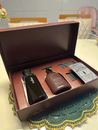Kit O Boticário | Perfume - Carteira - Creme Hidratante