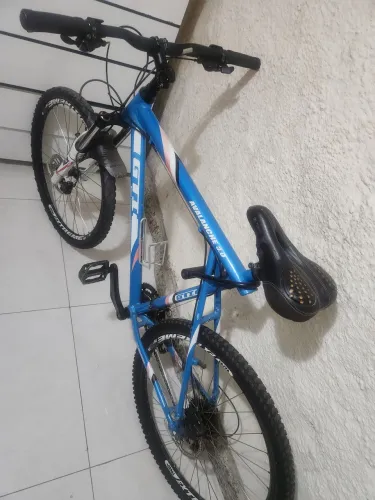 V/t por ps4 bike com suspensão e freios idraulicos shimano alívio 27 velocidades