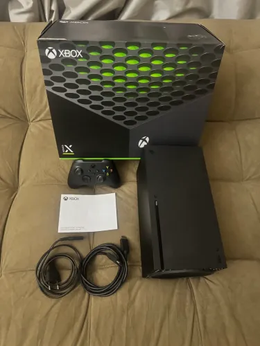 XBOX Series X com Caixa Manual Controle Original