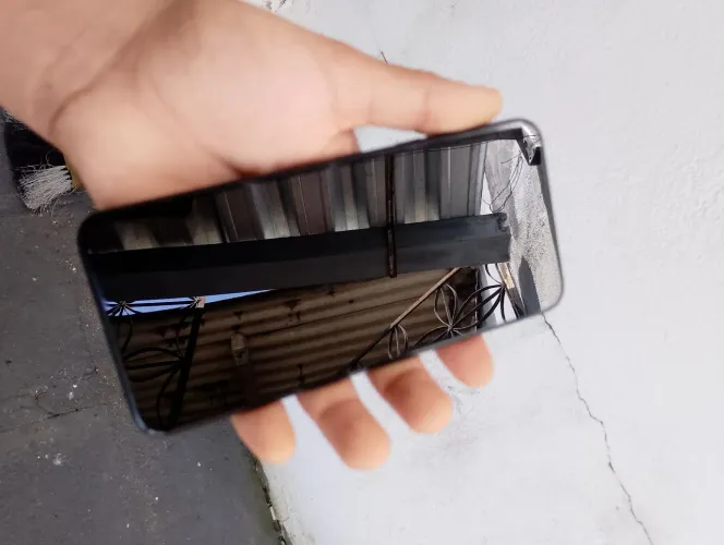 LG k41s semi novo 3 meses de uso valor negociavel