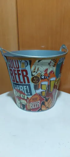 Balde de gelo para latas de cerveja