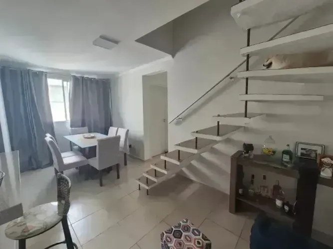 Duplex para venda tem 120 metros quadrados com 3 quartos Bosque dos Eucaliptos - São José