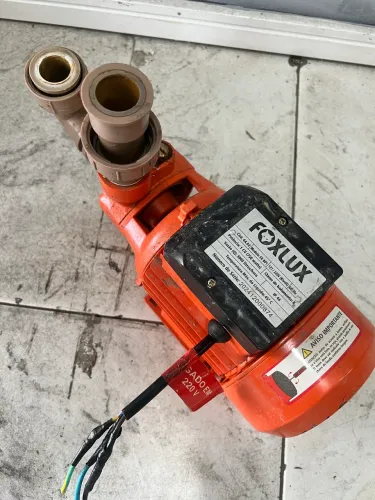 Motobomba Periférica Foxlux 1 CV - Bivolt 127/220V