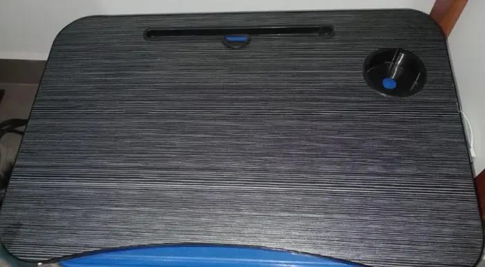 Mesa Portátil Dobrável Para Notebook ou Café Da Manhã