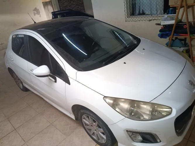 Peugeot 308 Active 1.6 Flex 16V 5P Mec. 2014