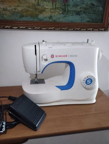 Máquina de costura Singer