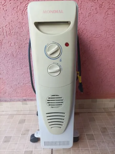 Aquecedor Elétrico de Ambiente a Óleo Portátil 1500W 127V