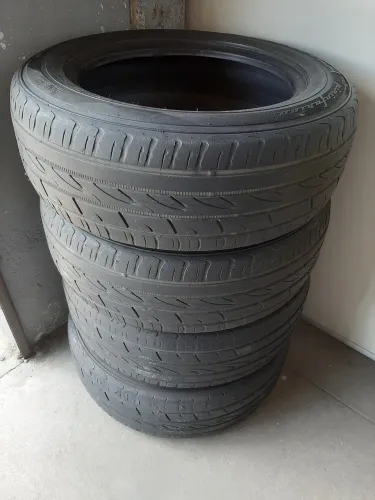 4 pneus 205/60 aro 16