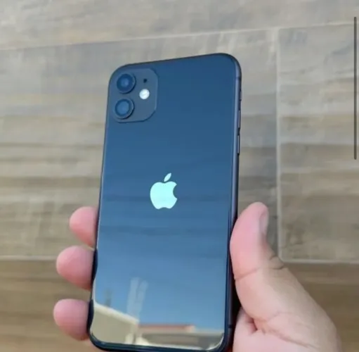 iPhone 11