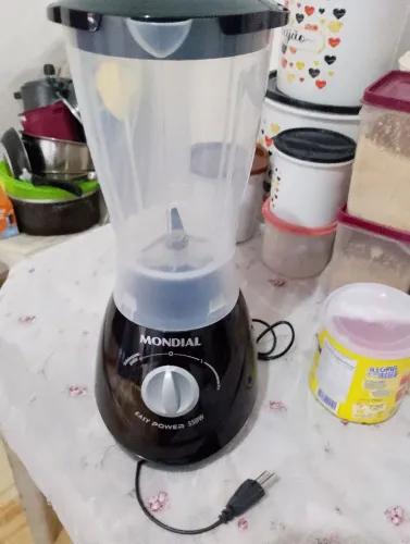 Sanduicheira e liquidificador 