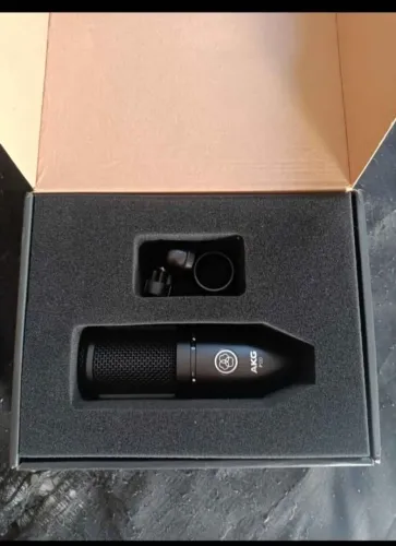 Microfone AKG P120