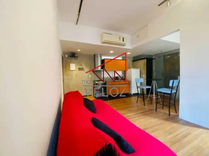 Loft na Glória, todo reformado e decorado por arquiteto