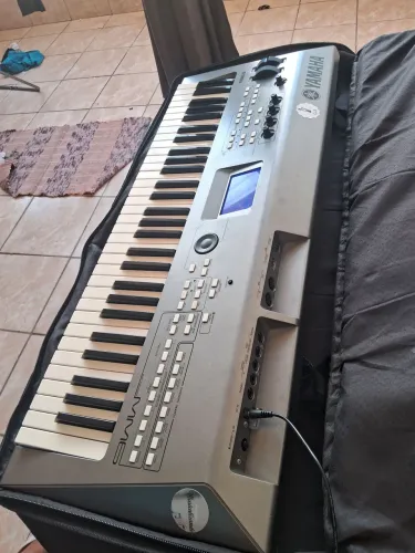 Teclado Yamaha MM6