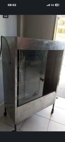 Máquina de assar frango