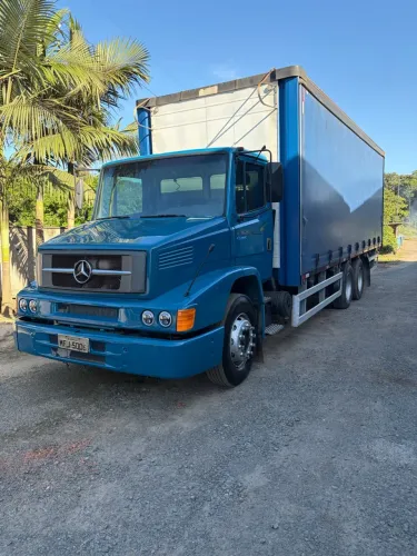 Caminhão Mercedes L1620