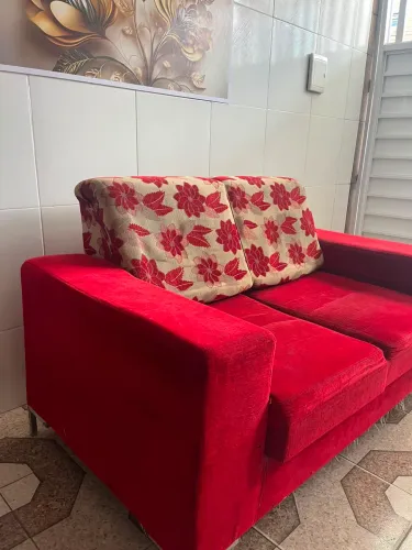 Vende-se Sofá Seminovo