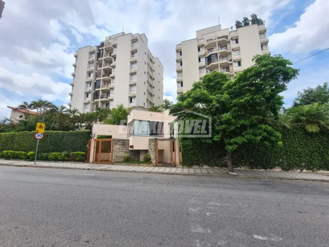 Apartamento com 2 quartos, sendo 1 suíte no Edifício Porangai em Sorocaba/SP
